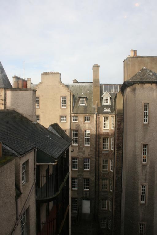 Royal Mile Budget Apartments 에든버러 외부 사진